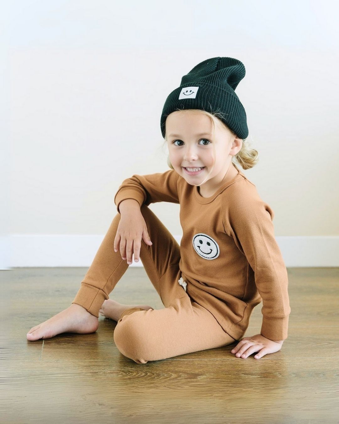 Lounge Set | Smiley Brown - HoneyBug