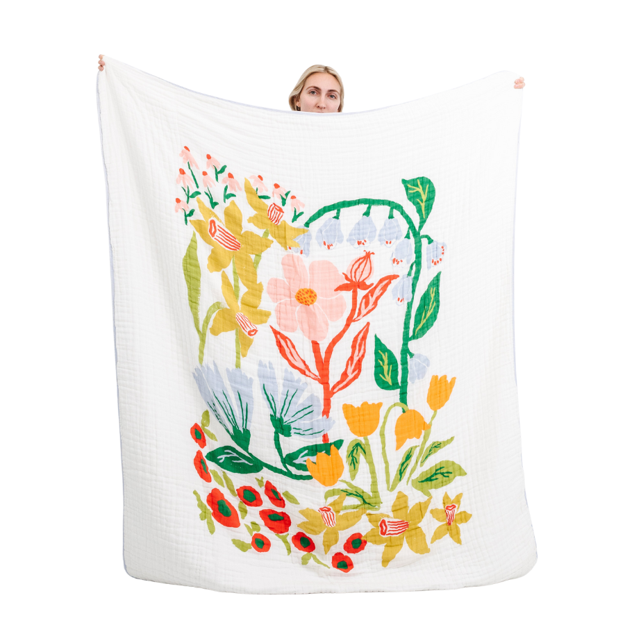 Cottage Garden Throw Blanket - HoneyBug