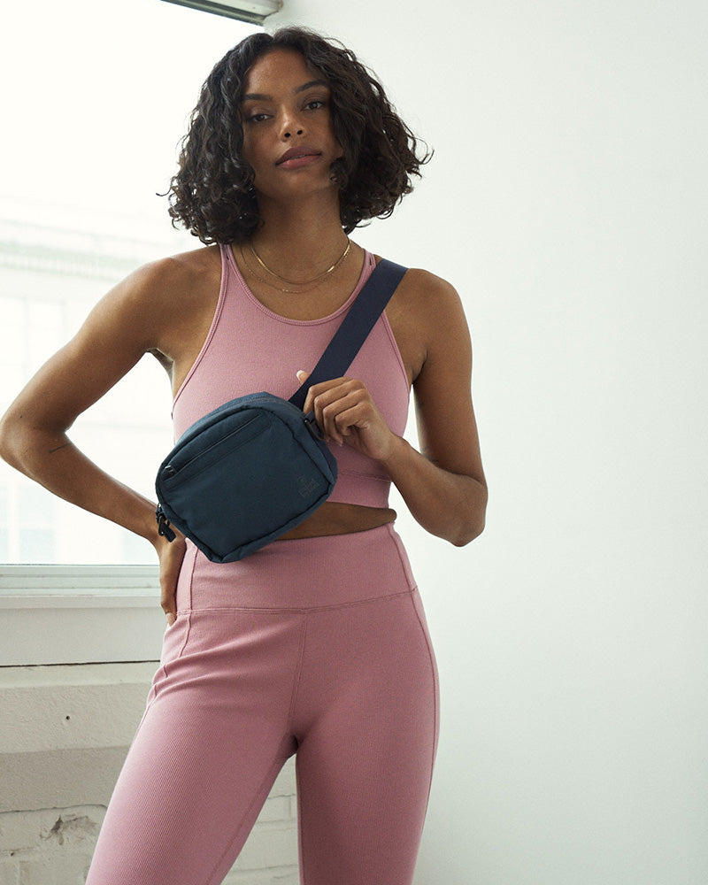 (Re)active™ 2L Convertible Crossbody - HoneyBug