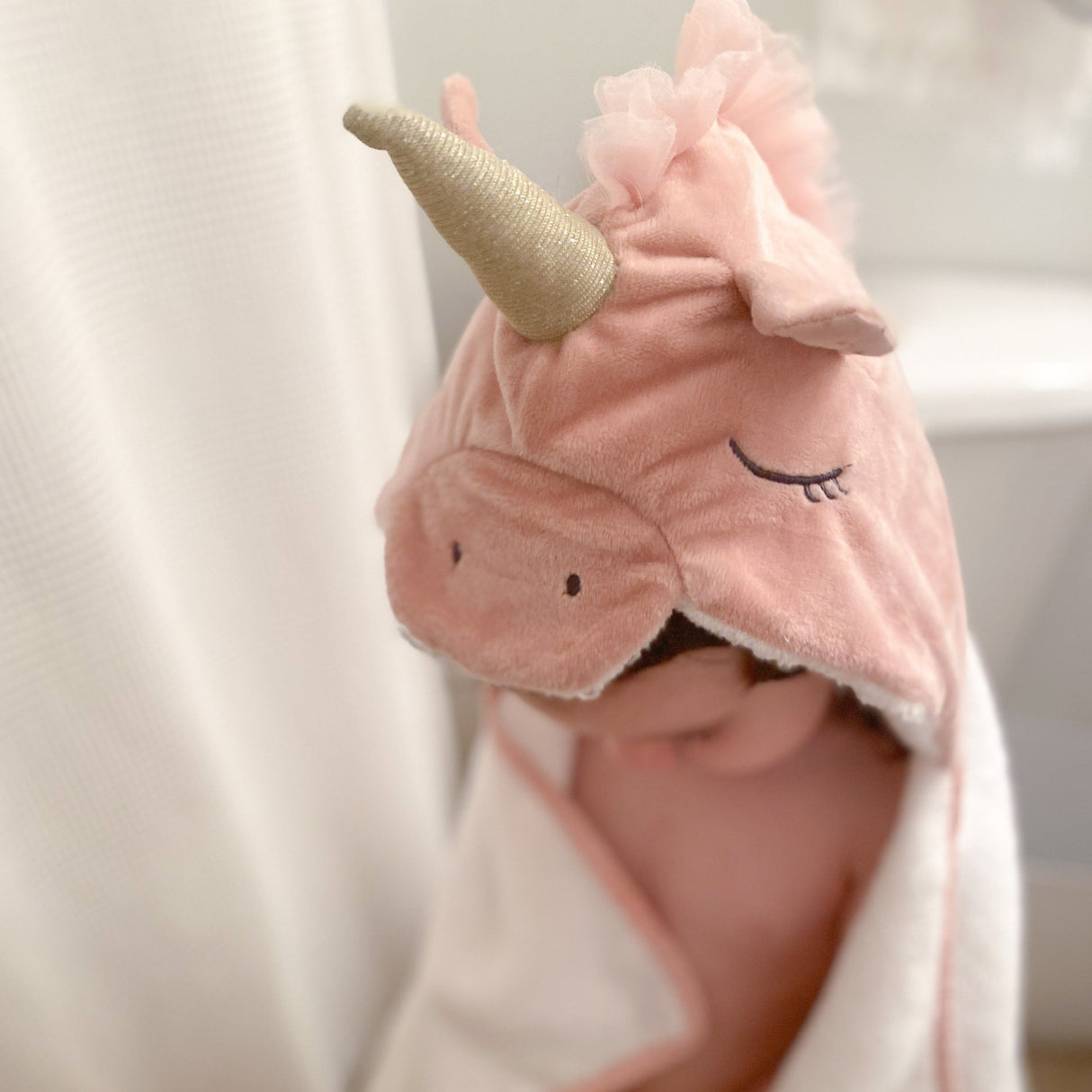 Terry Unicorn Baby Towel - HoneyBug