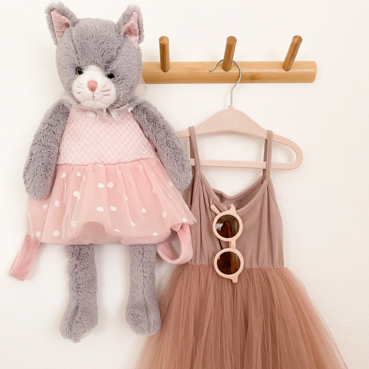 'Celeste' Cat Plush Backpack - HoneyBug