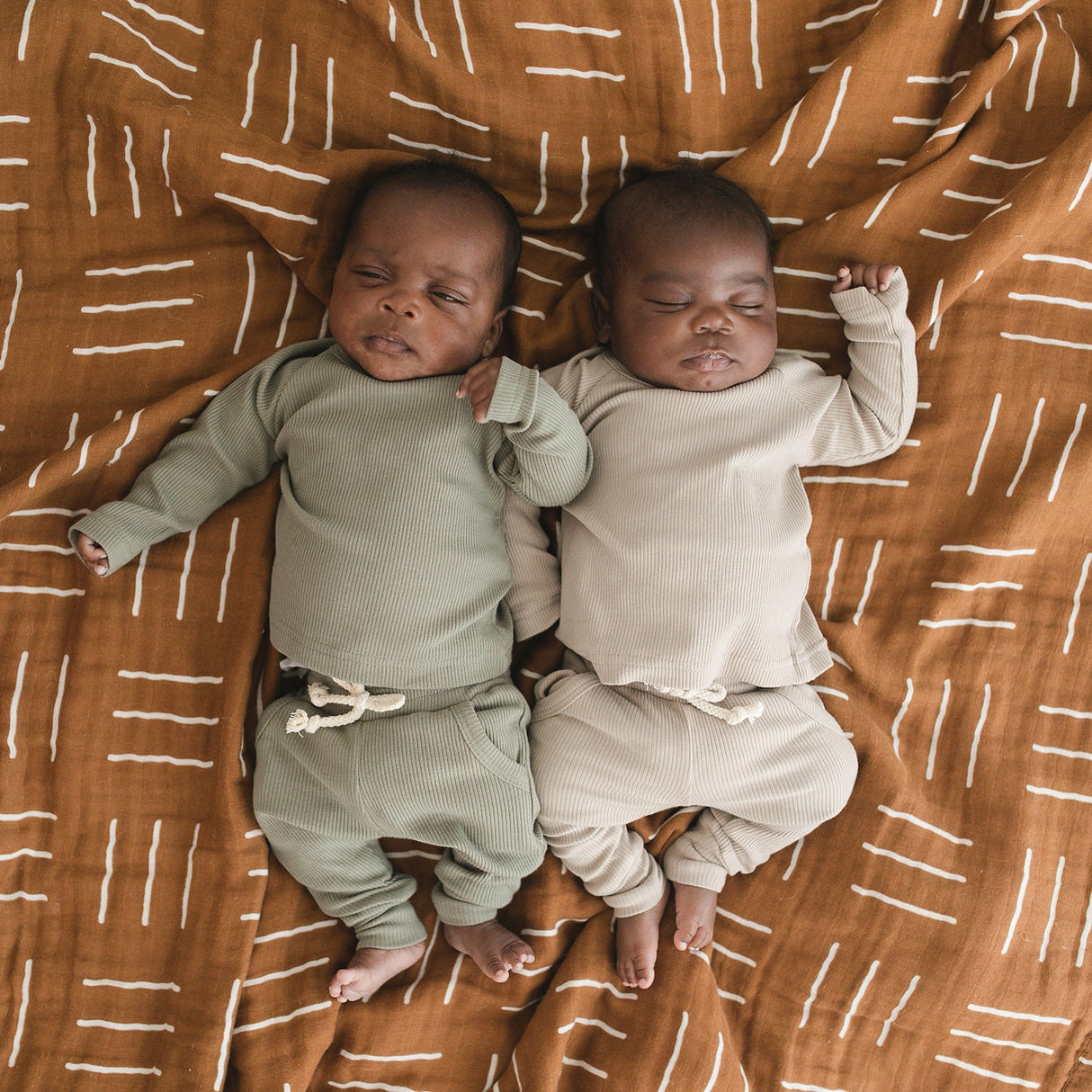 Mustard Mudcloth Muslin Quilt - HoneyBug 