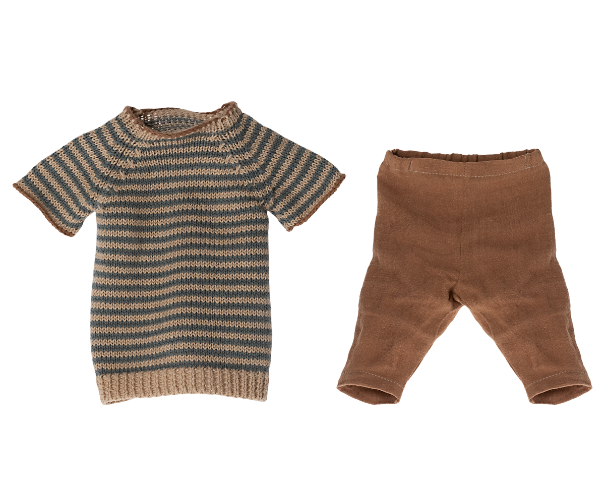 Doll Pants and Knitted Sweater - Size 4 - HoneyBug 