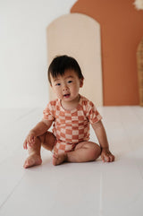 Baby Short Sleeve Bodysuit - HoneyBug 