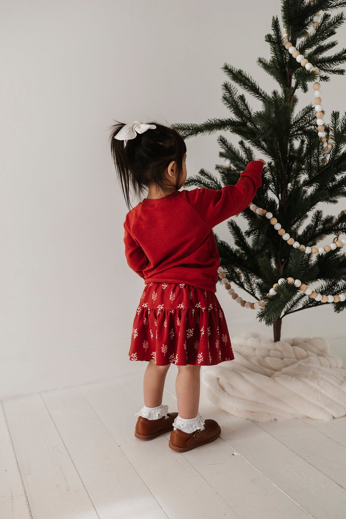 Raglan Sweatshirt - HoneyBug 