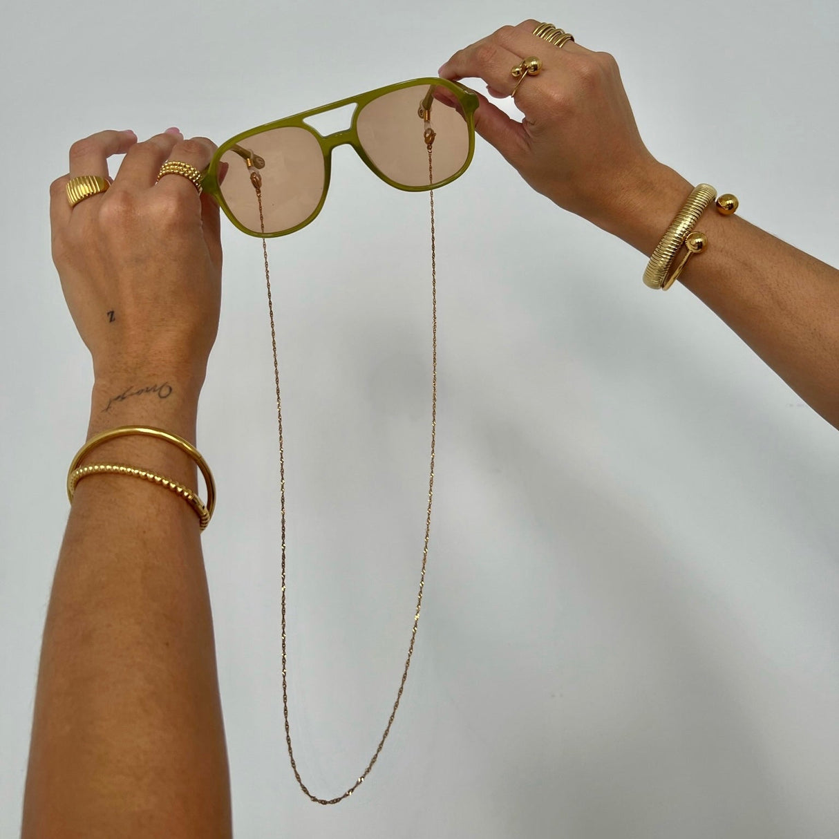 Reema Twist Sunglass Chain - HoneyBug 
