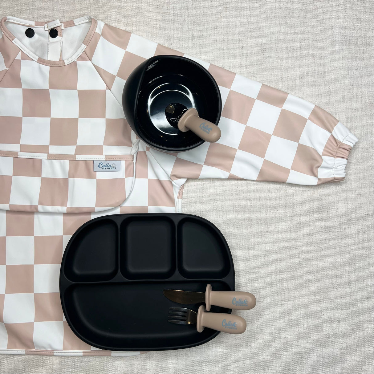 BLACKOUT COLLECTION Easy Scoop Suction Bowl