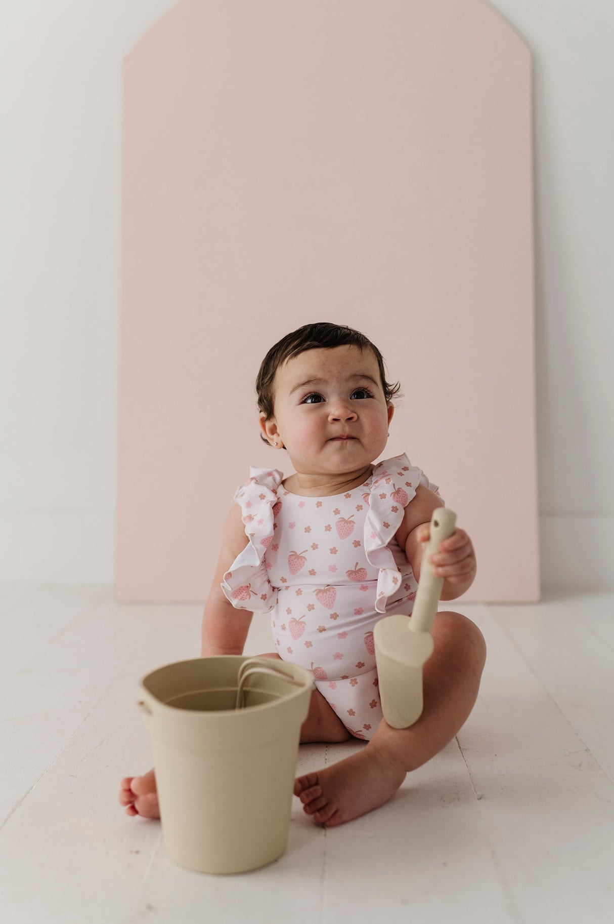 Girl's Ruffle Sleeve Cross Back Swimsuit