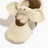 Birch Knotted Bow Baby Shoe - HoneyBug 