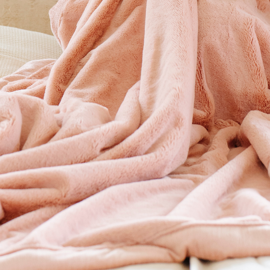 LUSH XL BLANKETS
