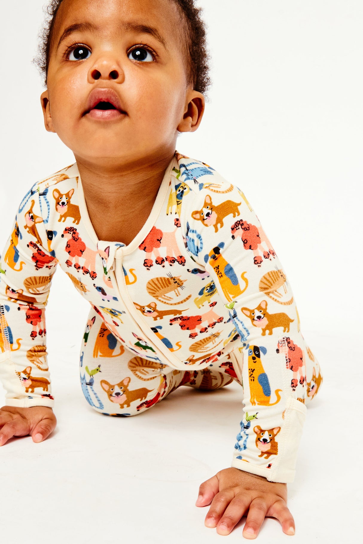 Soft & Stretchy Zipper Footie - Cats + Dogs - HoneyBug 