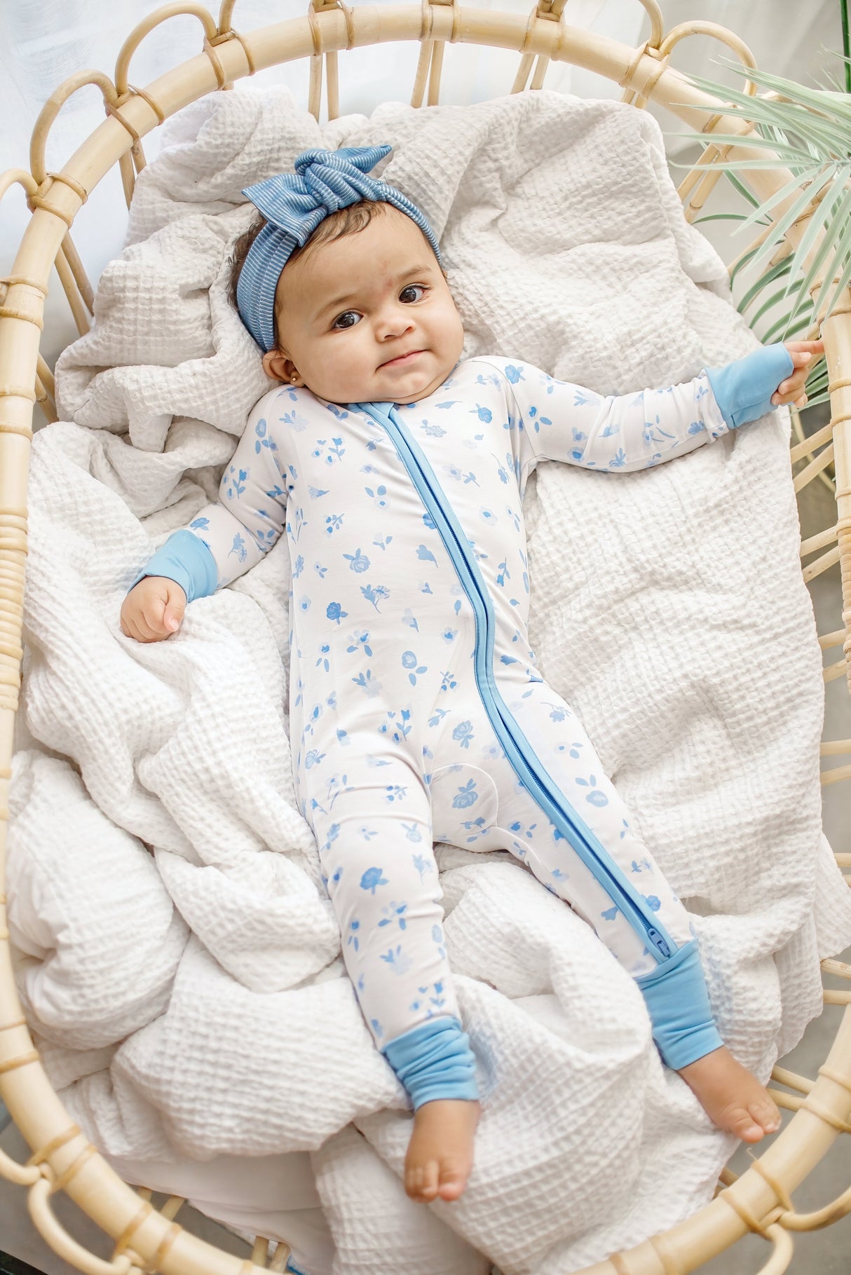 Ditsy Blue Floral Zippy - HoneyBug 