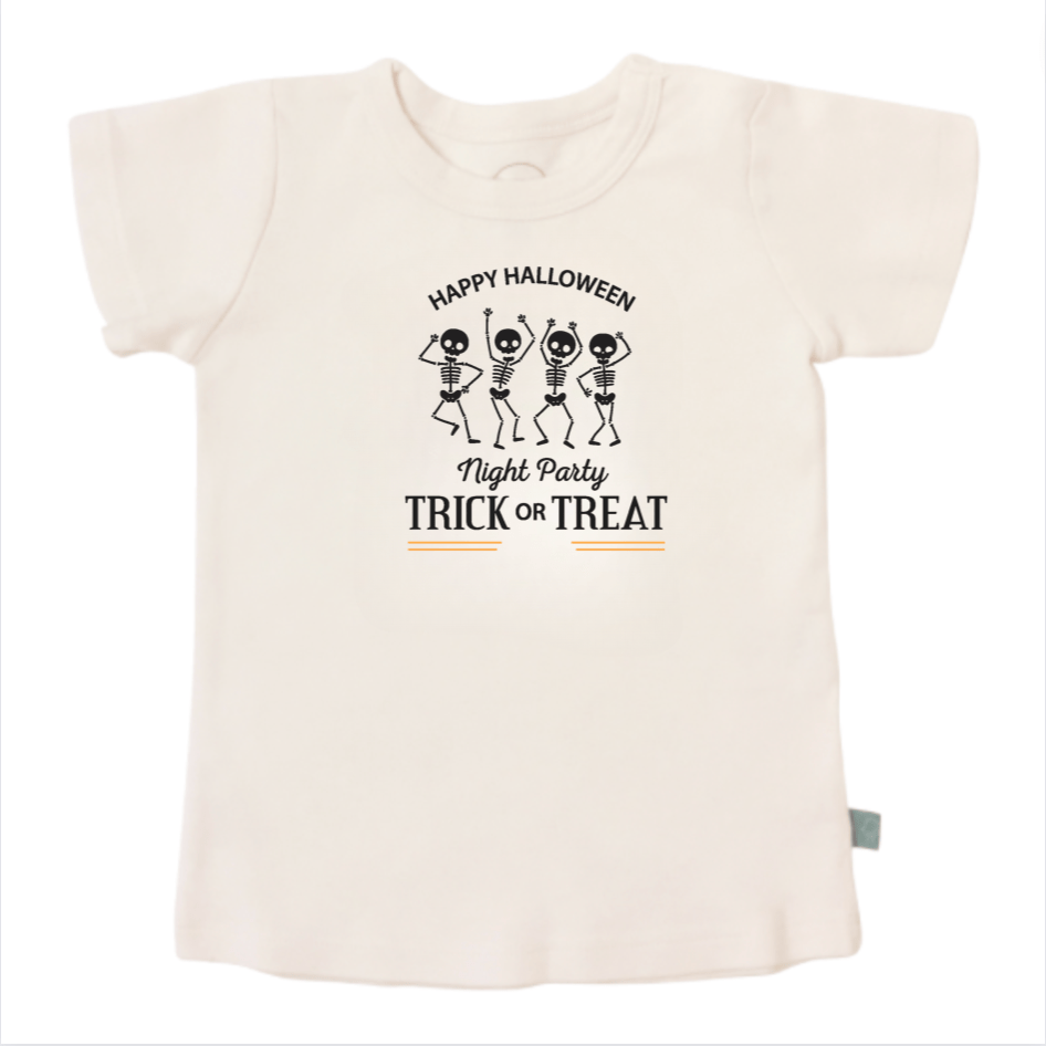 graphic tee | night party - HoneyBug 