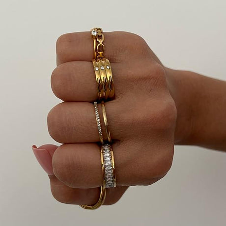Tarryn Double Ring - HoneyBug 