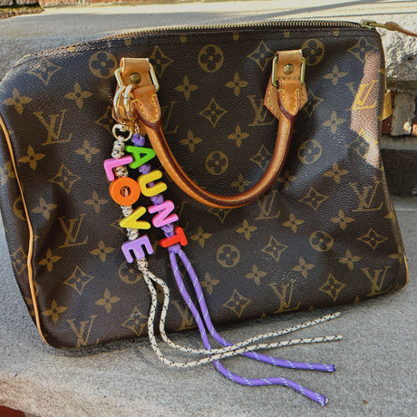 AUNT ♡ bag charm