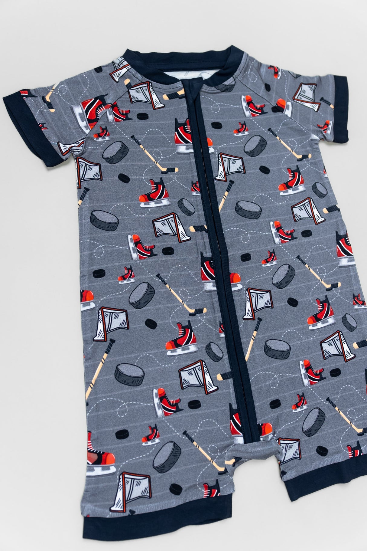 AT THE RINK DREAM SHORTIE - HoneyBug 