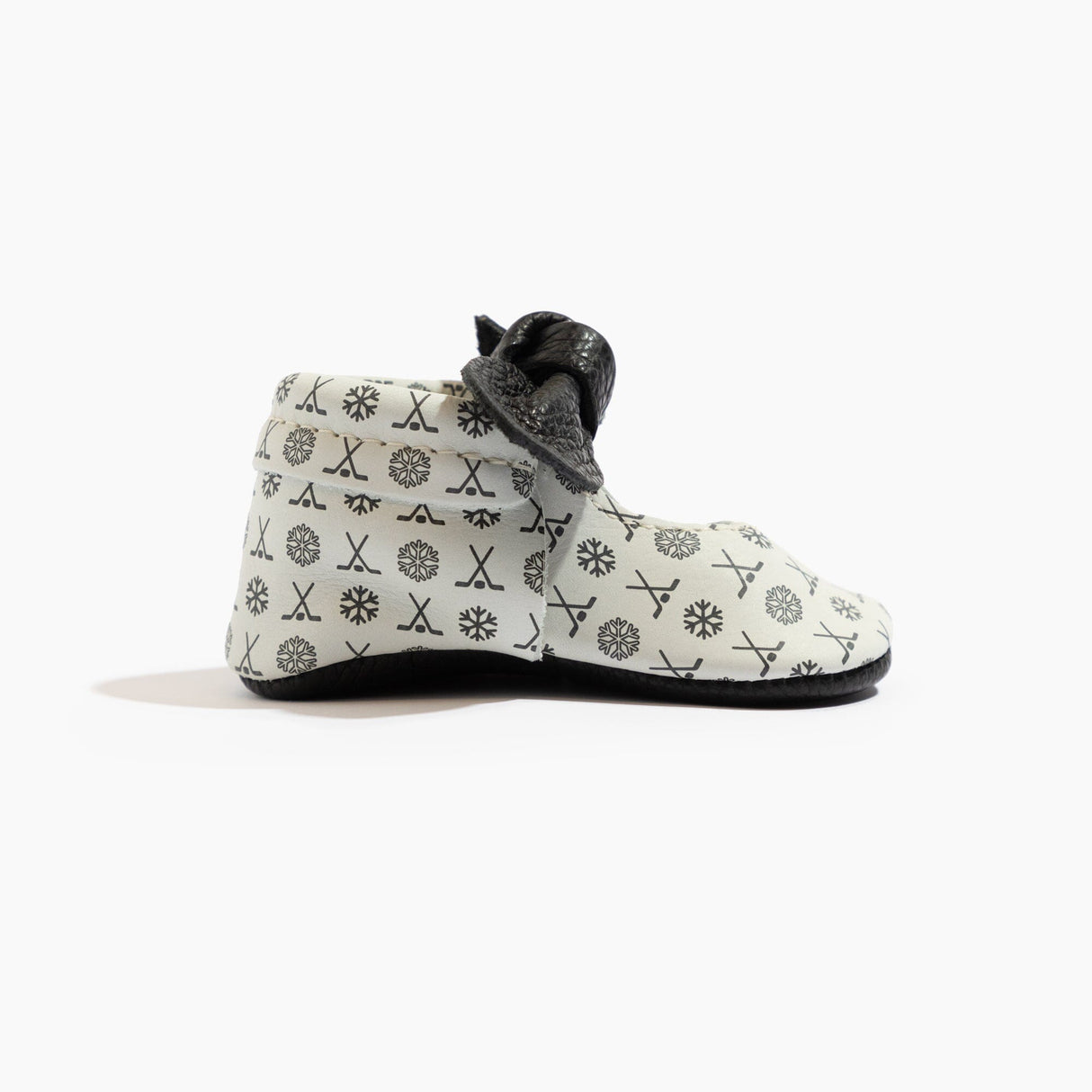 Power Play Knotted Bow Baby Shoe - HoneyBug 