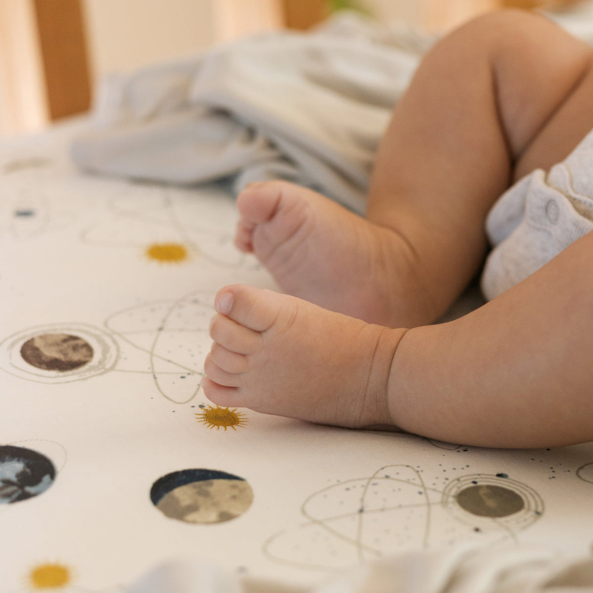 Stretch Knit Crib Sheet - Planets - HoneyBug 