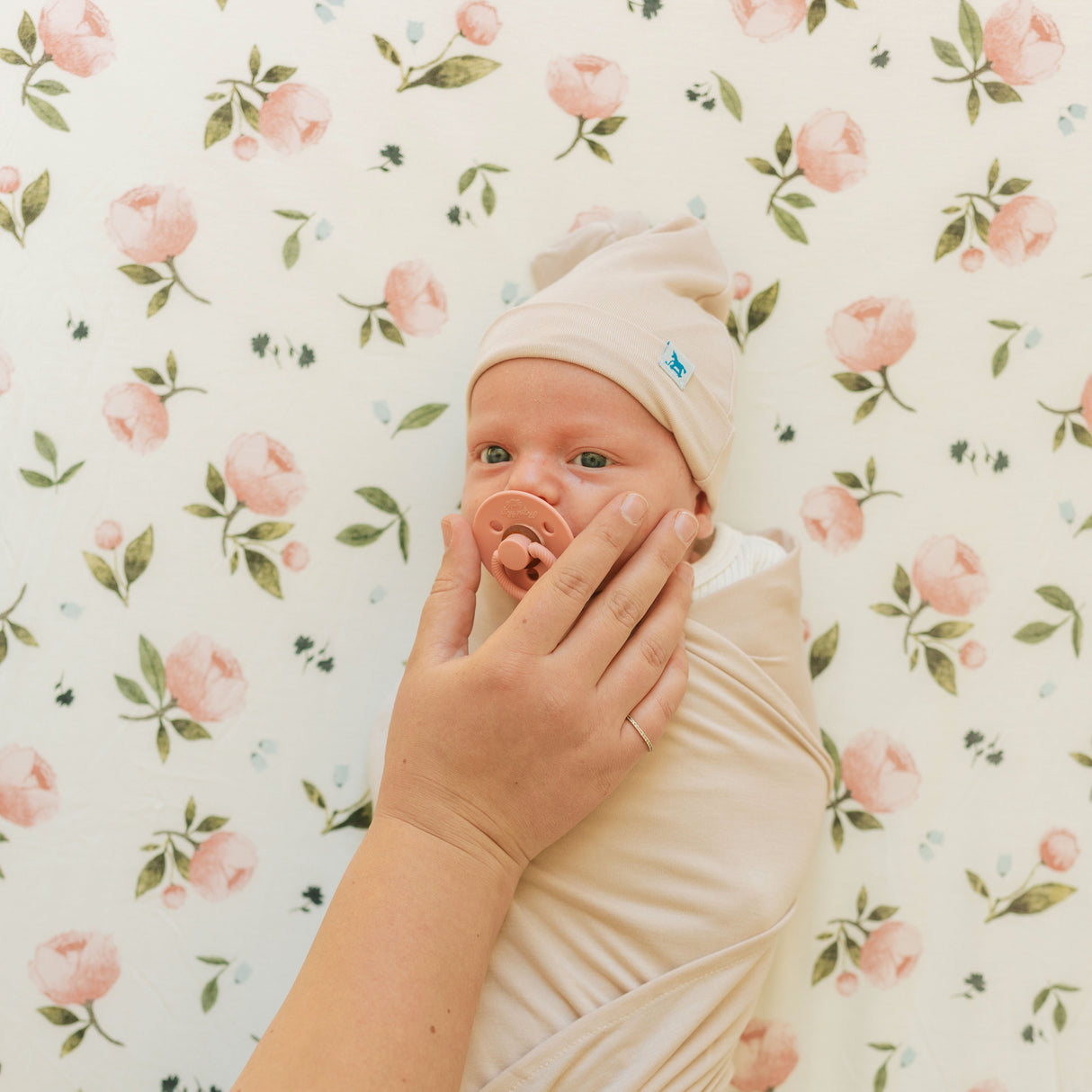 Stretch Knit Crib Sheet - Watercolor Rose - HoneyBug 