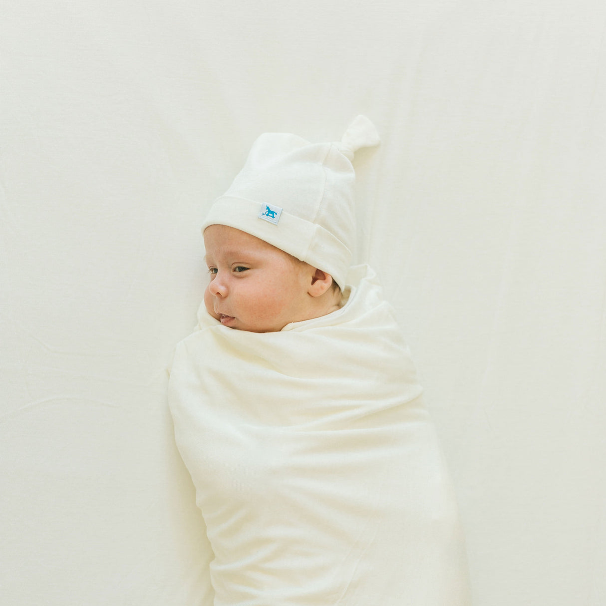 Stretch Knit Crib Sheet - White - HoneyBug 