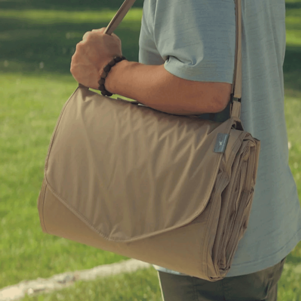 Outdoor Blanket - Beige Buffalo Check - HoneyBug 