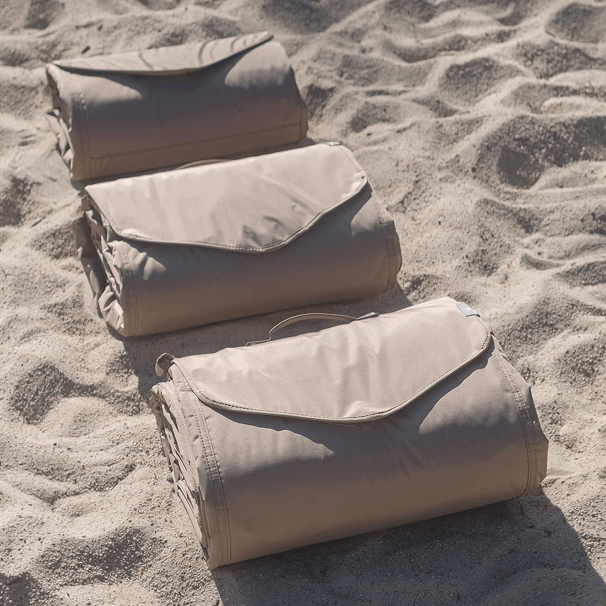 Outdoor Blanket - Beige Buffalo Check - HoneyBug 