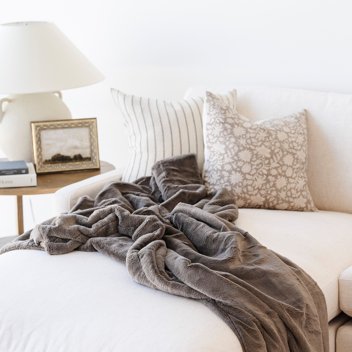 LUSH THROW BLANKETS