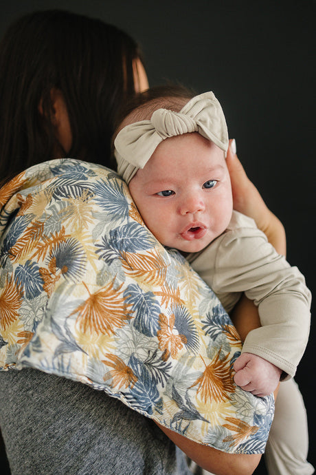 Paradise Palms Muslin Burp Cloth - HoneyBug 