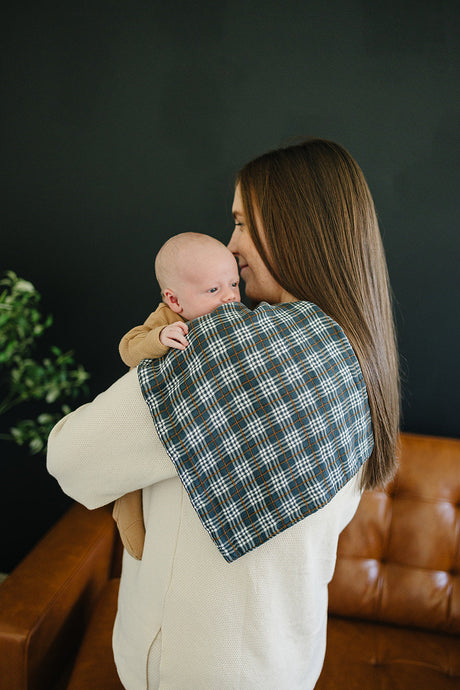 Navy Plaid Muslin Burp Cloth - HoneyBug 