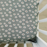 Light Green Daisy Bamboo Stretch Crib Sheet - HoneyBug 