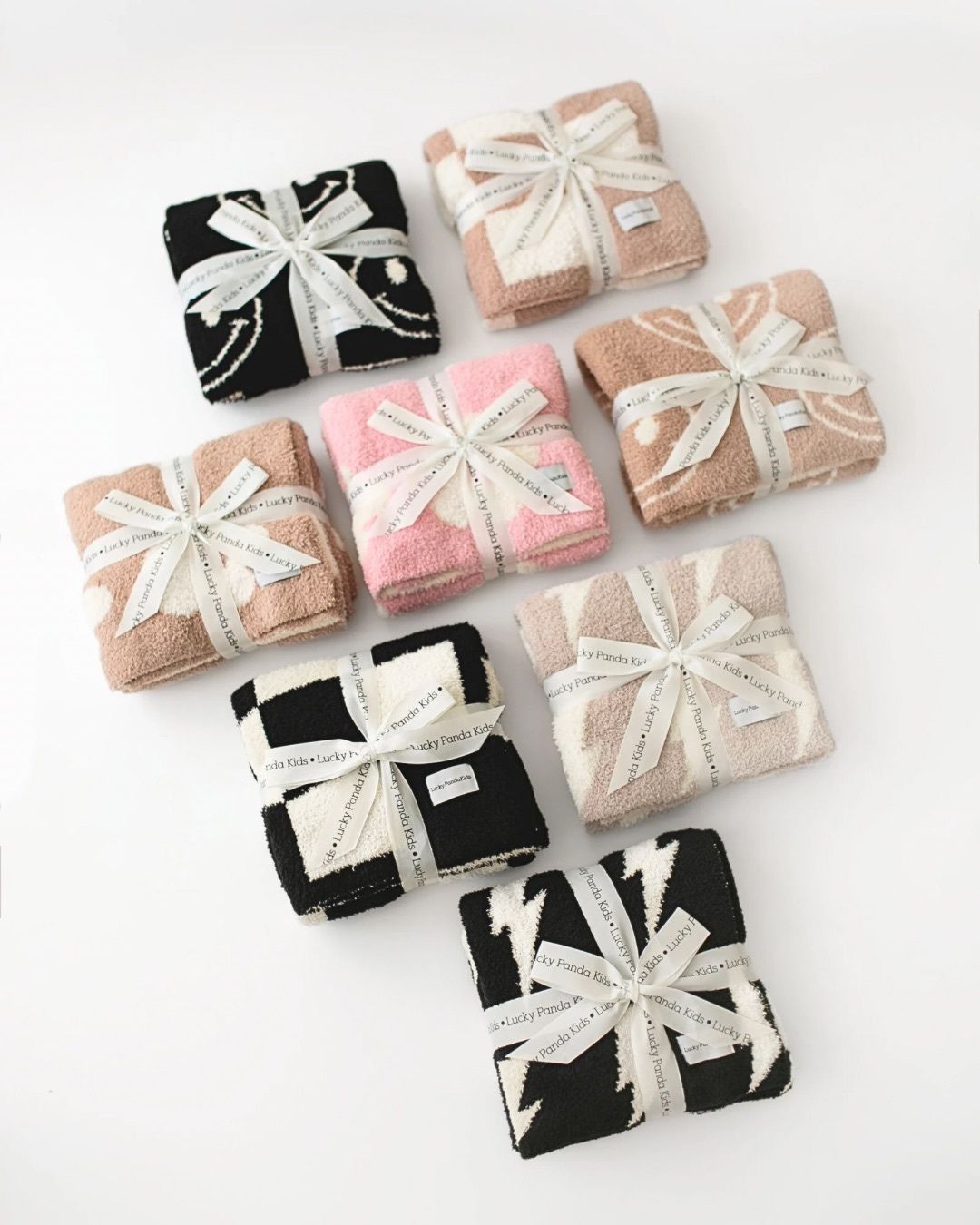 Checkered Plush Blanket | Latte - HoneyBug 