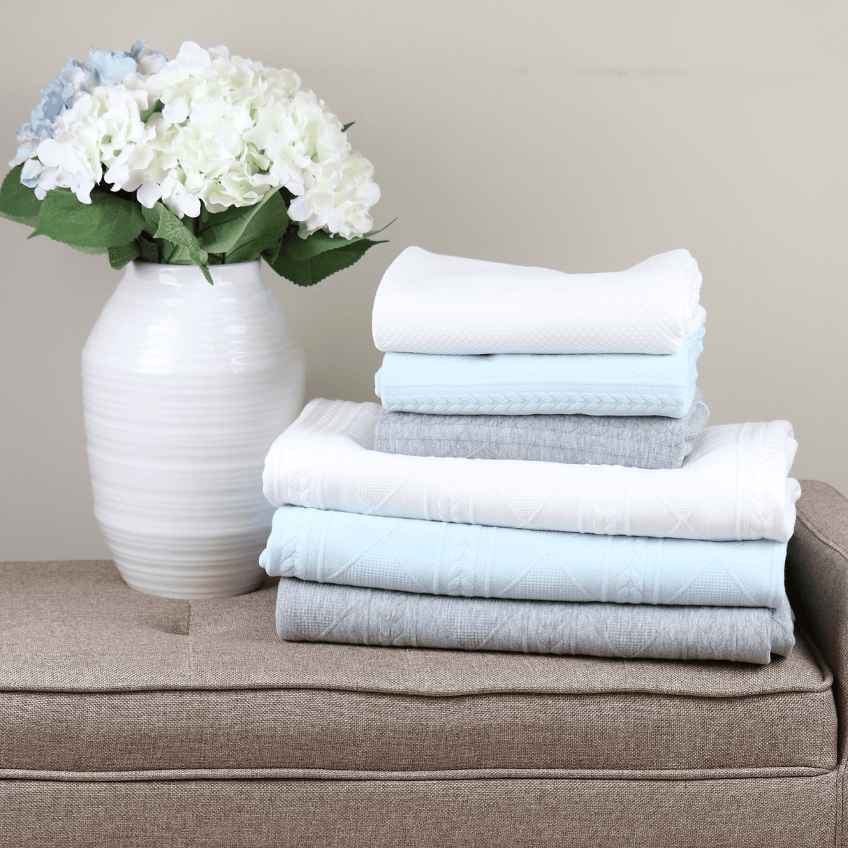 Gray 50" x 60" Full Size Knit Throw - HoneyBug 