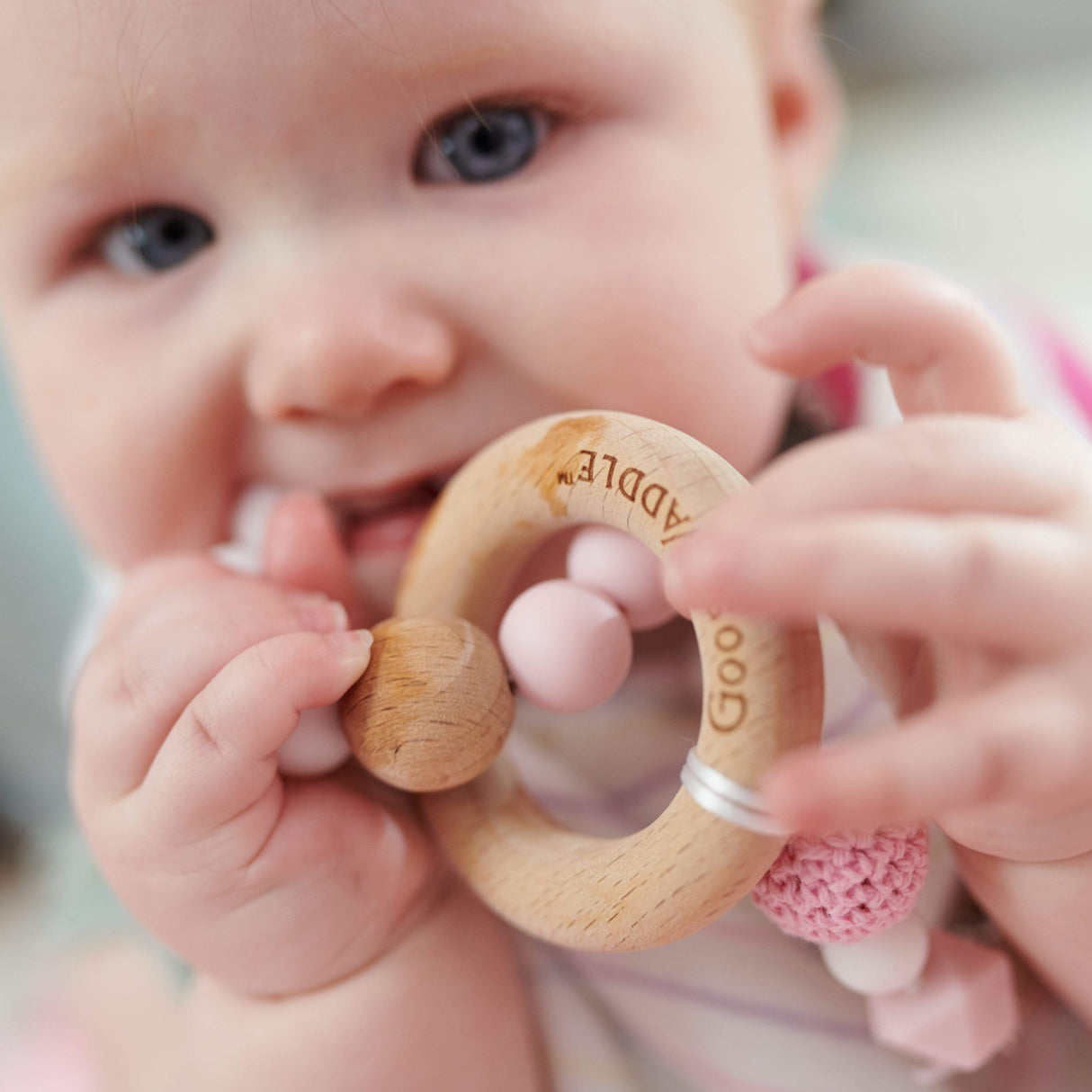 Wooden and Silicone Teether - Pink - HoneyBug 