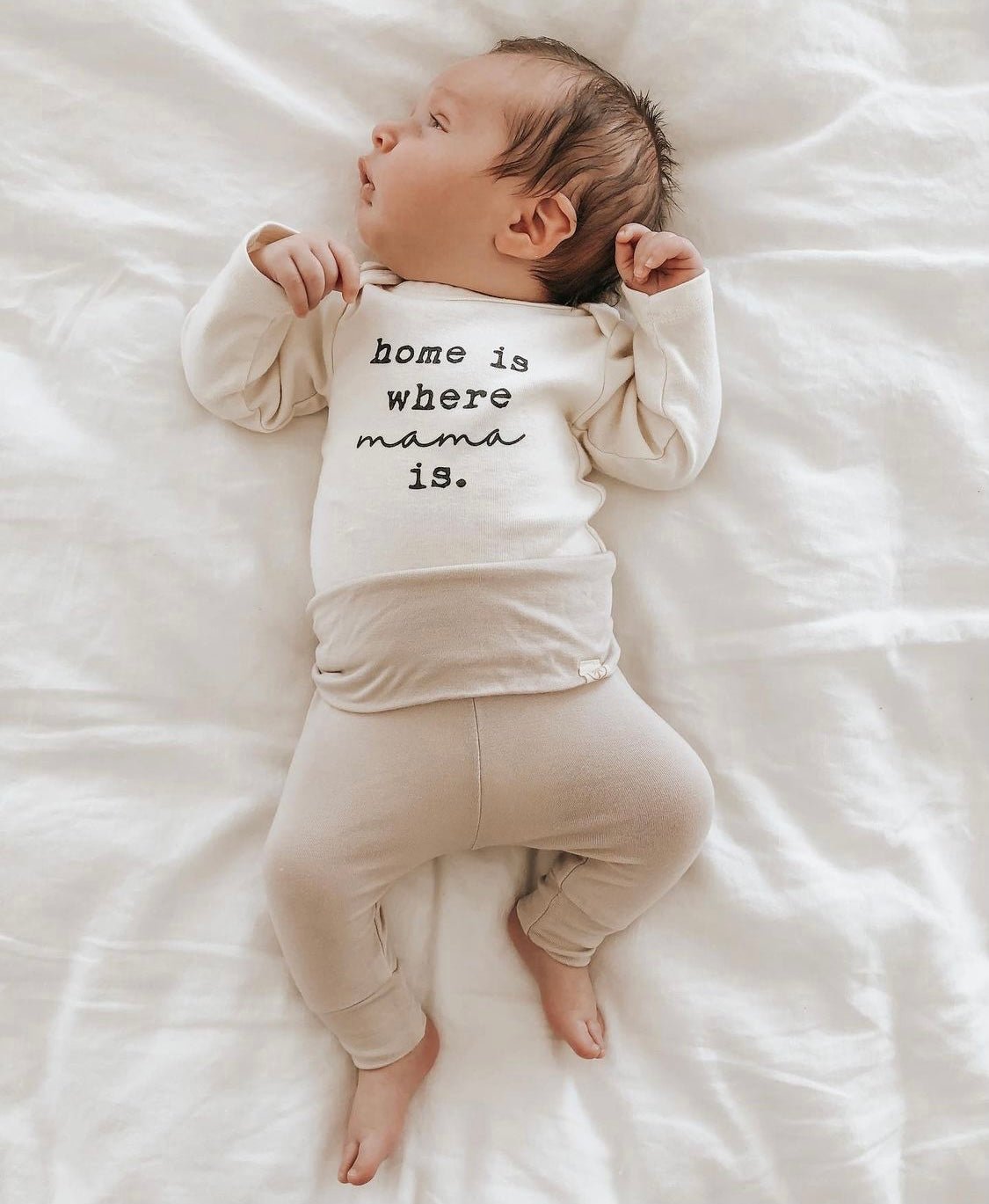 Home is Where Mama is Organic Baby Bodysuit Long Sleeve - HoneyBug 