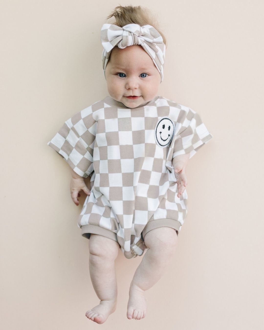 Short Sleeve Bubble Romper | Checkered Smiley Latte - HoneyBug 