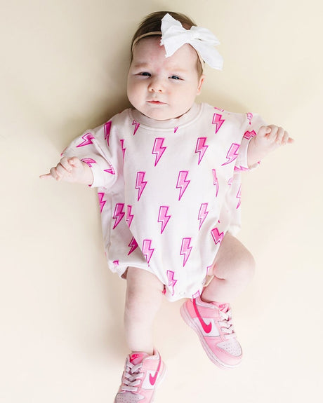 Short Sleeve Bubble Romper | Pink Bolts - HoneyBug 