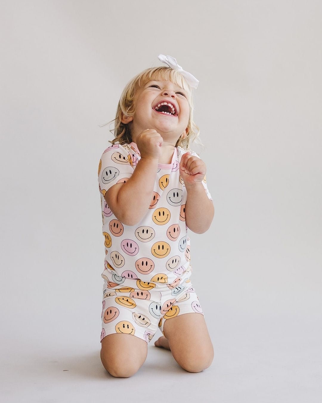 Smiley Bamboo Two Piece Shorts Set | Pink - HoneyBug 