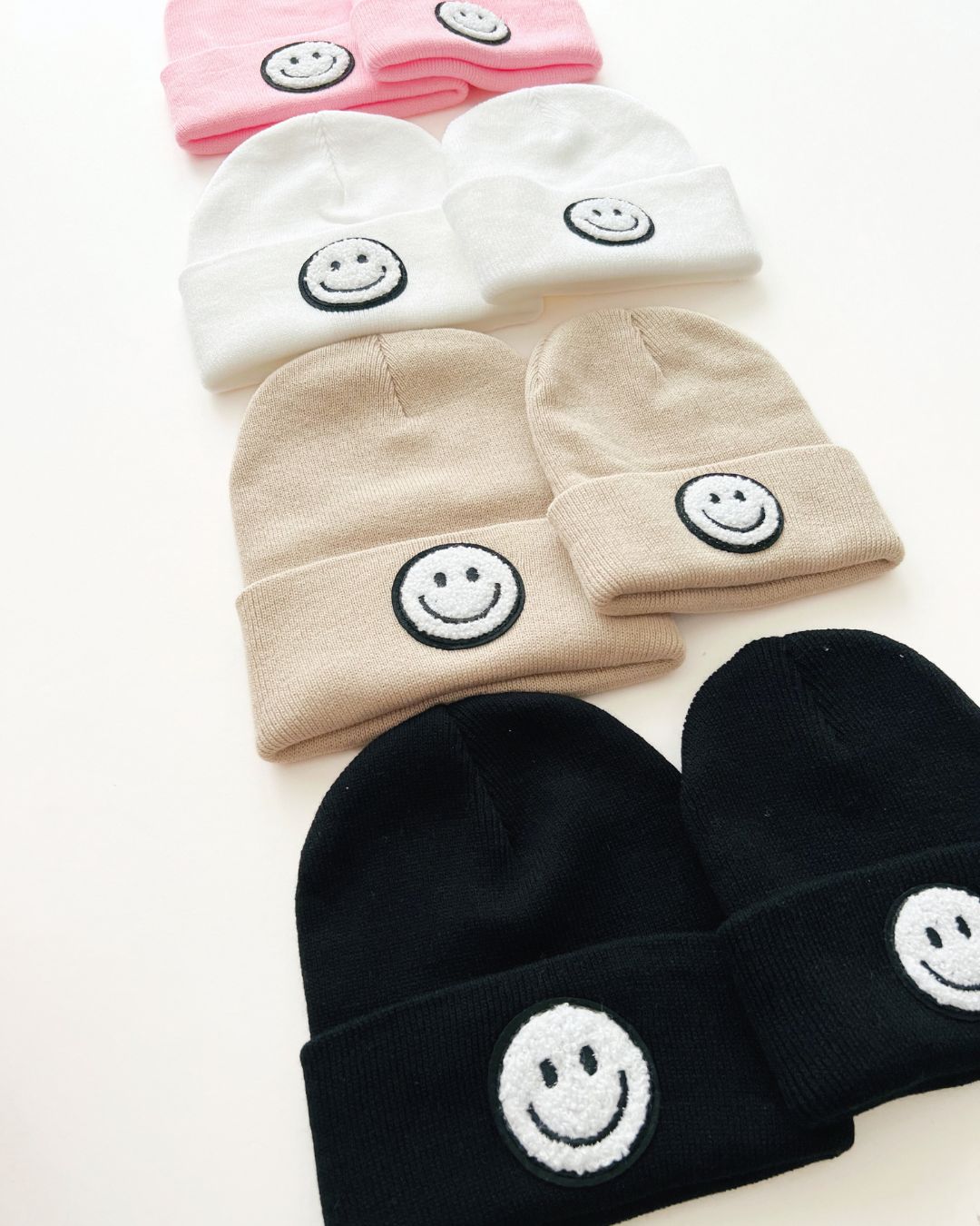 Smiley Beanie | Beige - HoneyBug 