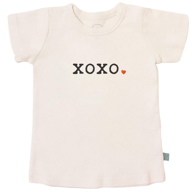 graphic tee | xoxo - HoneyBug 