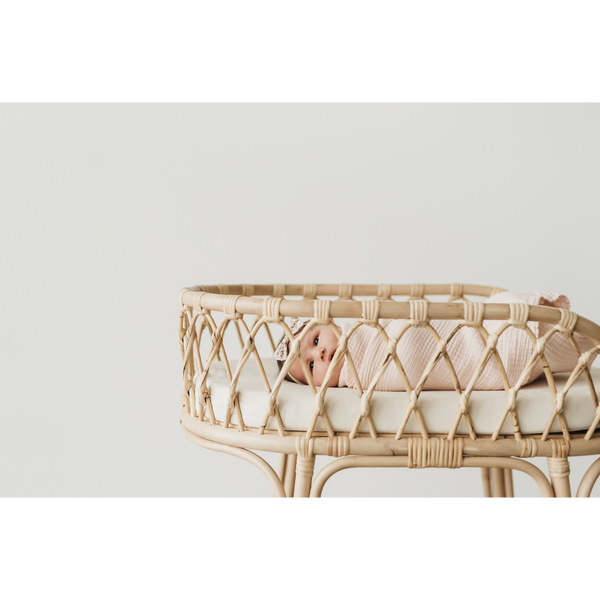 Aria Full-Sized Changing Table - HoneyBug 