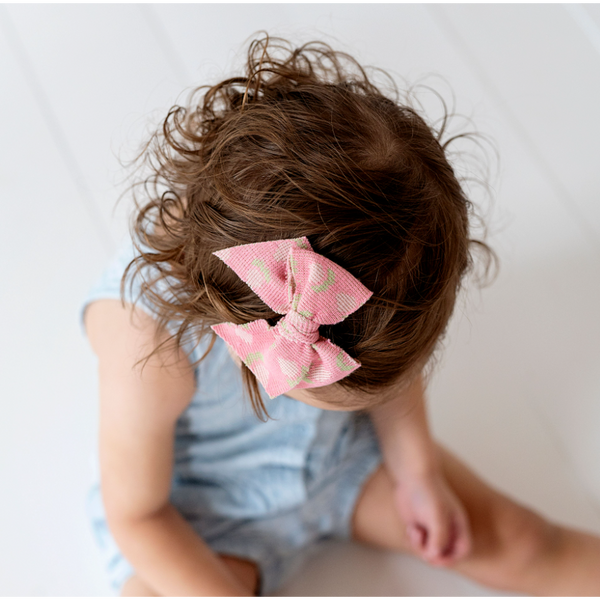 Baby Bloom Clips: Bubblegum Knit Tulip 2-pack - HoneyBug 